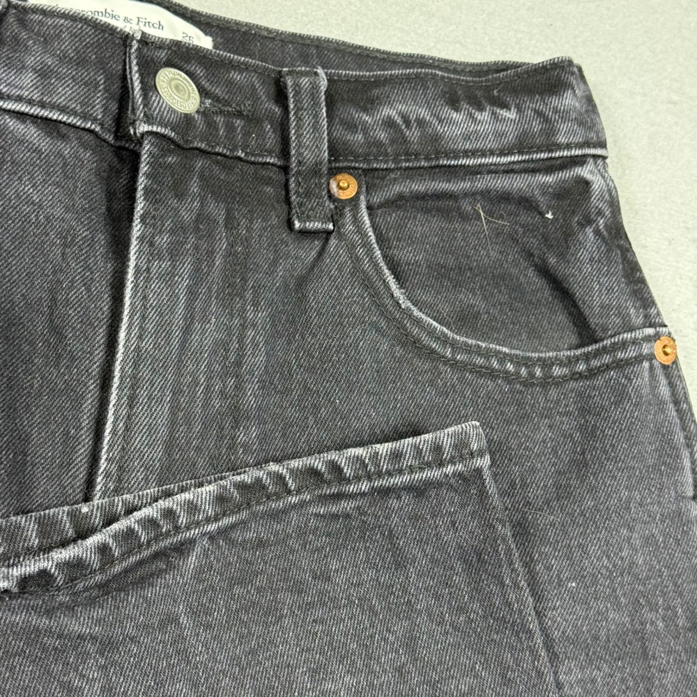 Abercrombie & Fitch The 90s Relaxed Jean Ultra High Rise Black Denim Jeans Women